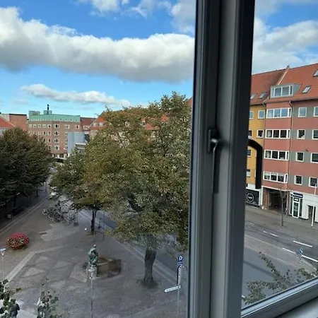 Daire In The Heart Of The Center *